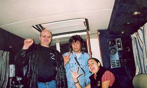 Tour bus , Martin , Mike and Rosa.JPG